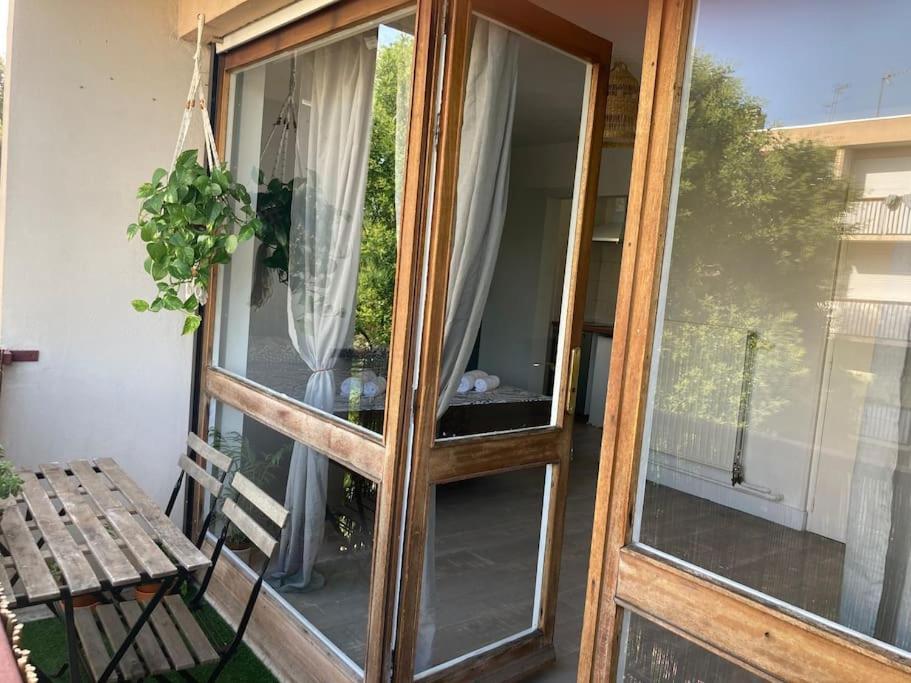 Cozy Studio With Balcony And Free Parking Aix-en-Provence Bagian luar foto