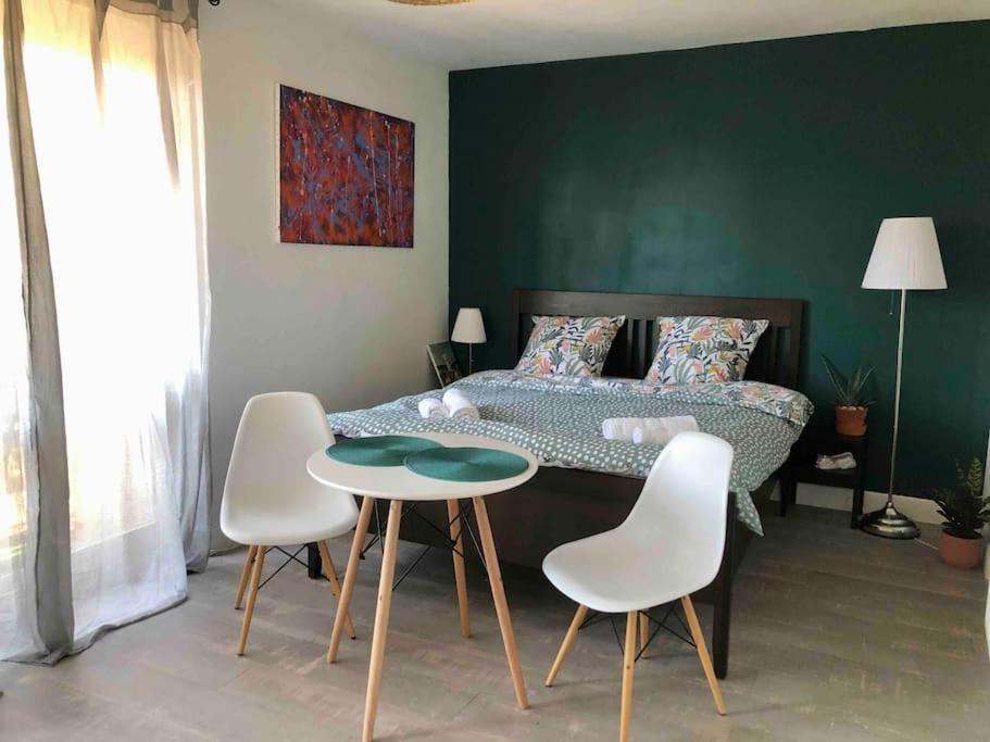 Cozy Studio With Balcony And Free Parking Aix-en-Provence Bagian luar foto
